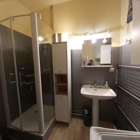 4 Personnes Avec Garage Privé Appartement